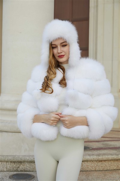 Луксузна капа од крзна